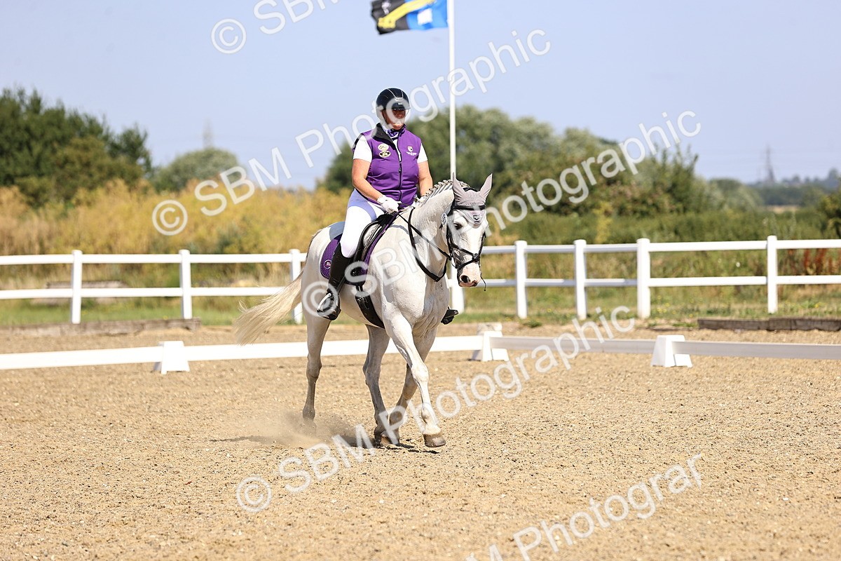 SBM_009331 - Novice 5 - 9.50-10.53