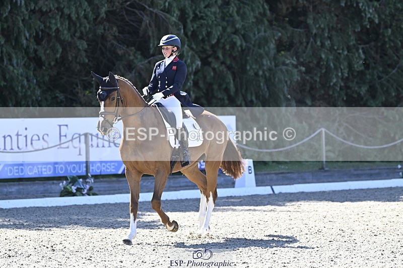 250522A-095853-02586 - B-307-Rosalind.Canter-SILVESTERS.FINESSE