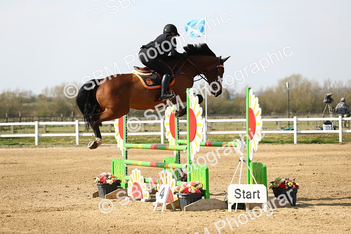 SBM_002499 - Class 10 - Senior Newcomers - 1.10m