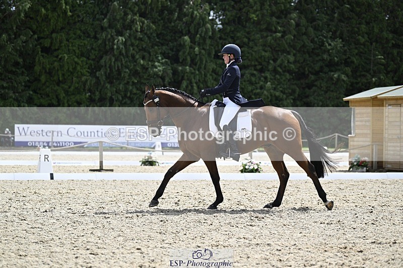 000101-191042-03875 - 425-HUMBLE_GLORY-Sophia_Hill