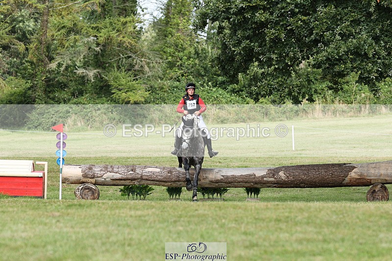 240825X-140045-34402 - 80cm XC 13.30 to 14.30