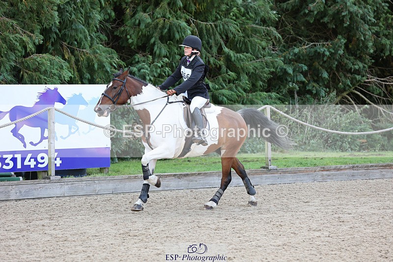 240823X-092454-14533 - 60cm R1 8.30 to 10.00