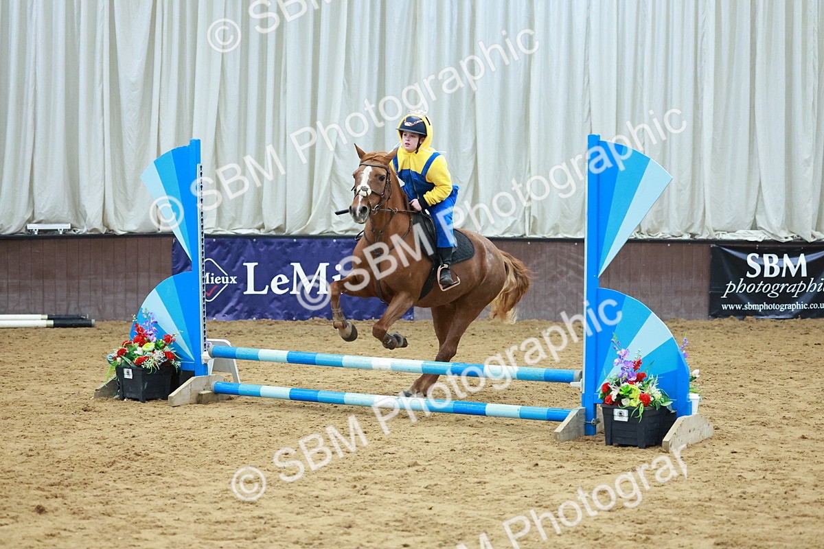 SBM_002267 - Class 3 - Horse & Hound (60cm)