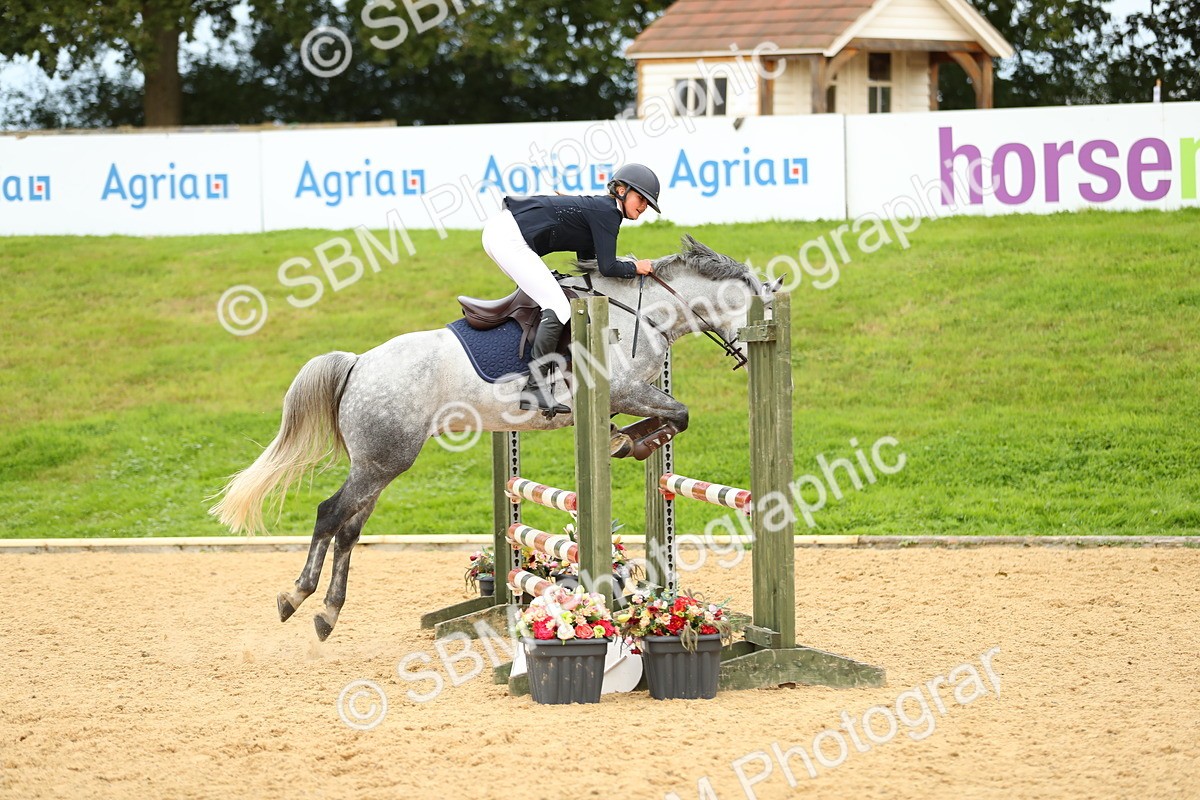 SBM_76093 - J19 - Junior 90cm Supreme Championship