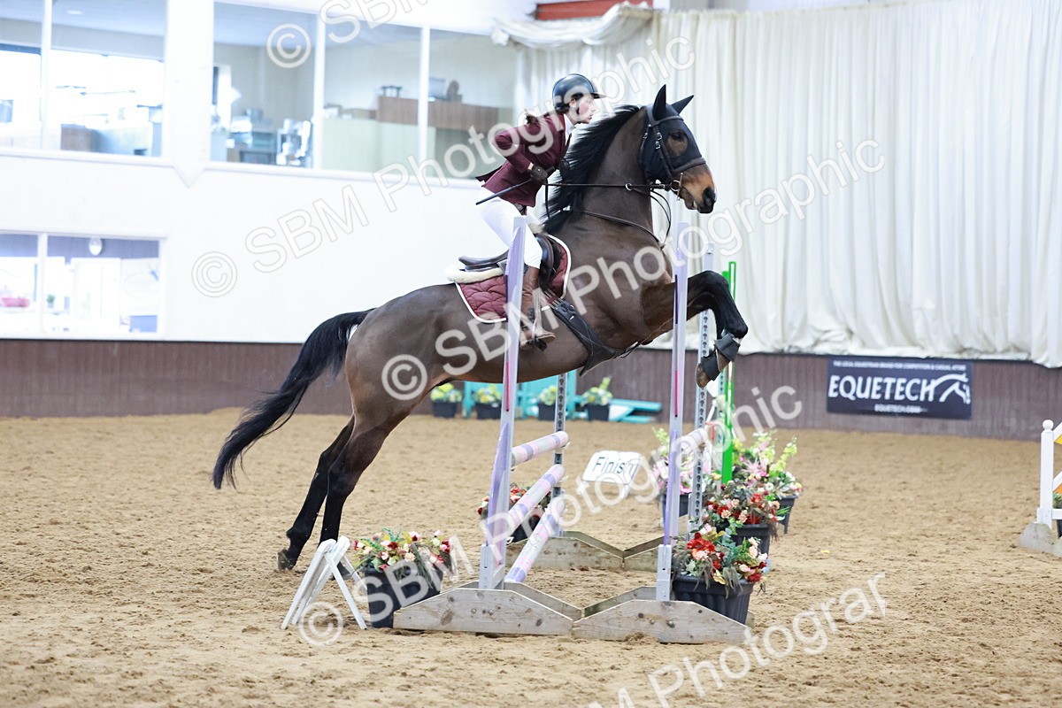 SBM_002917 - Class 9 - Equissage Pulse Senior BritiNovice/ 90cm Open