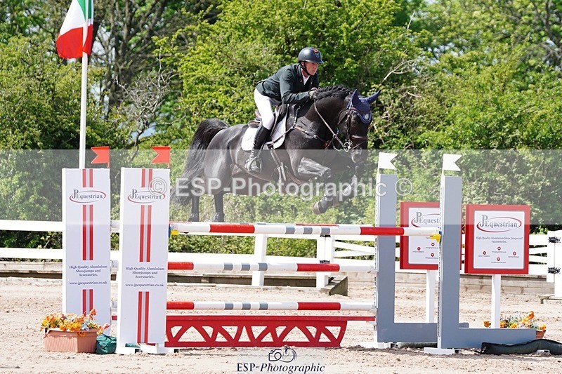 250427-120134-16325 - Cls 4 - 2 Star Small Tour