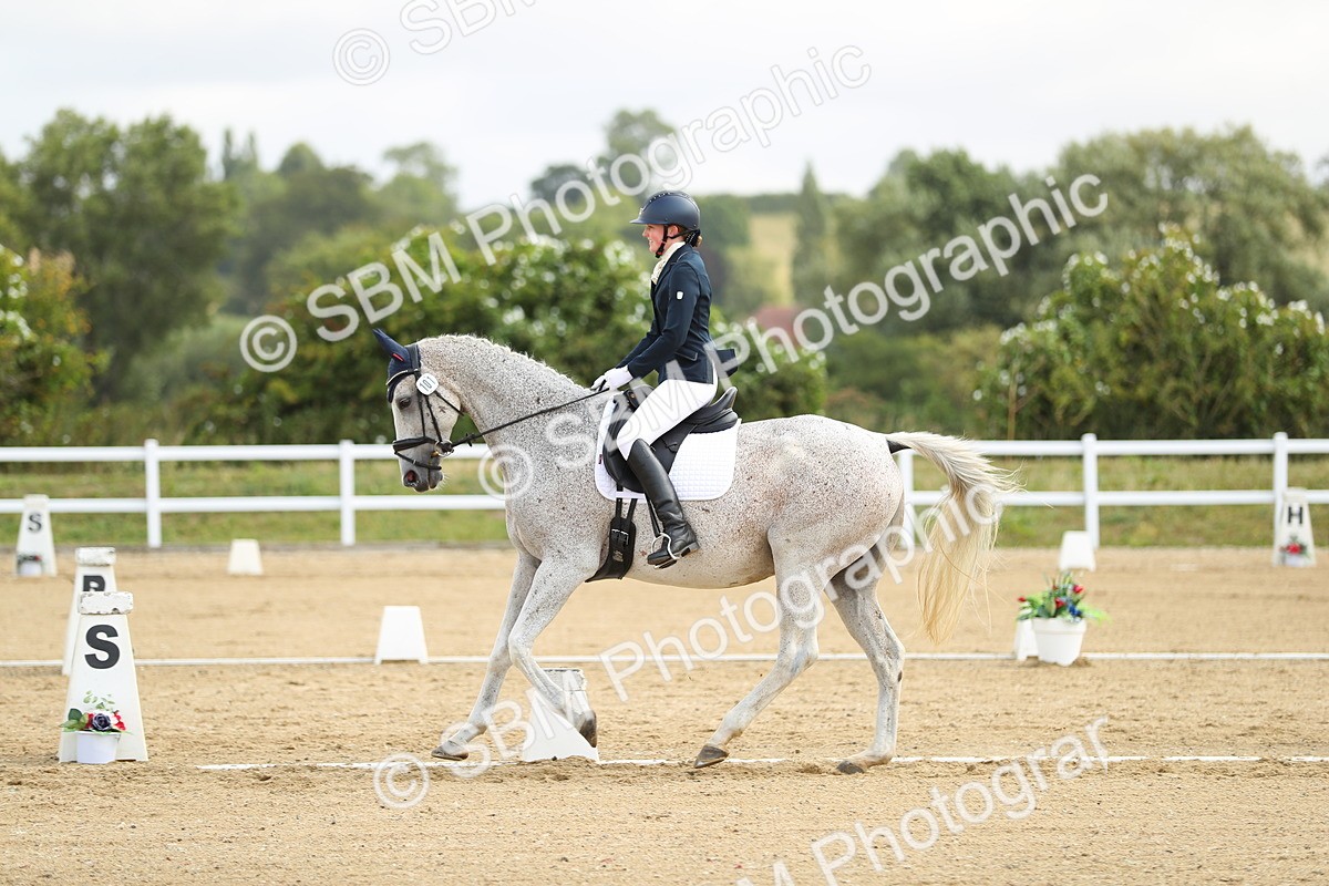 SBM_015085 - Class 13 - Novice 23 - 8,30-9.33