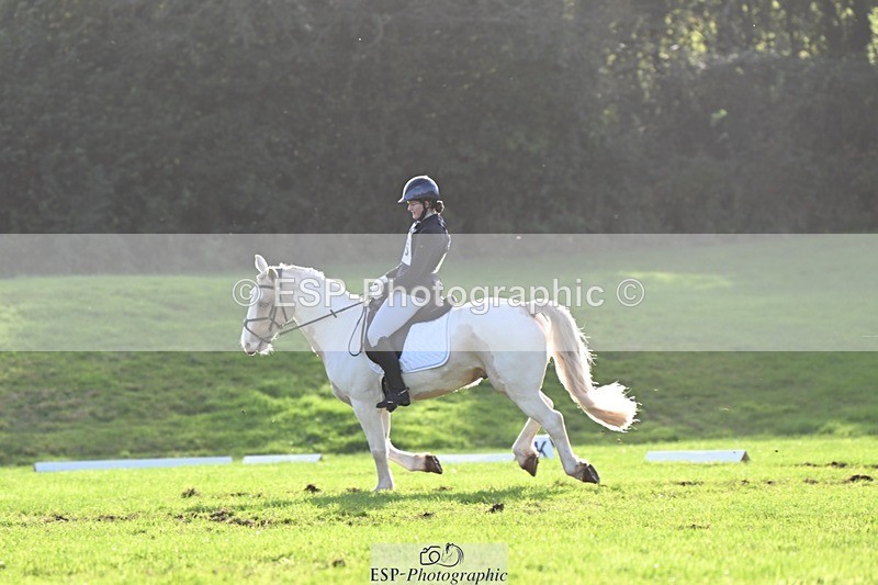 241025-154212-10300 - 465-Clare.Pascoe-MR.QUINN