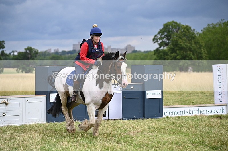 WJ6_2820 - Time at Jump 11:06 to 11:40