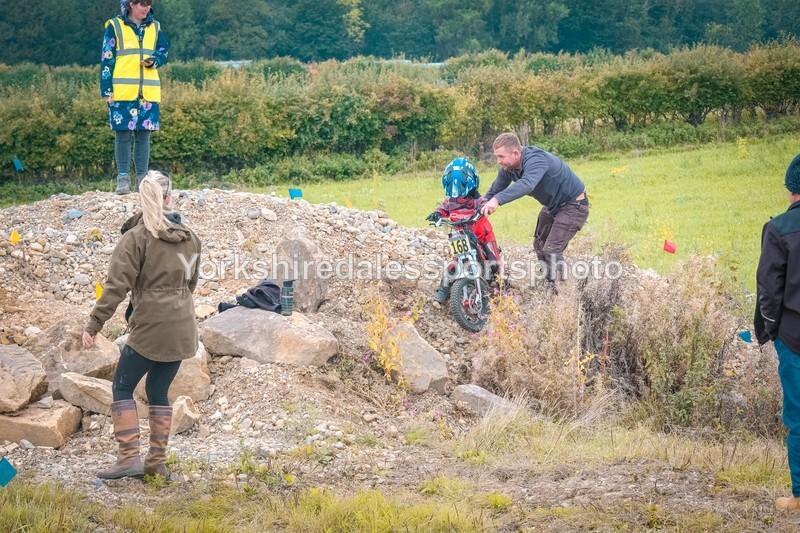 DSCF0538 - Ripon MC Trial 27/09- kids