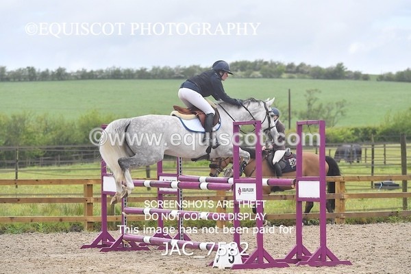 JAC_7582 - CLASS 14  Senior Newcomers/ 1.10m Open