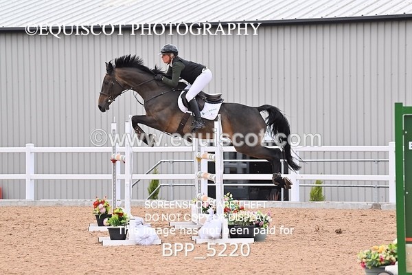 BPP_5220 - CLASS 8 THURS HOYS GFS Saddles Senior Newcomers Second Round