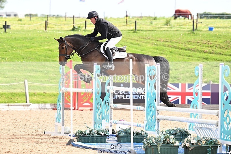 260507-100937-01411 - Cls 1 Snr Foxhunter