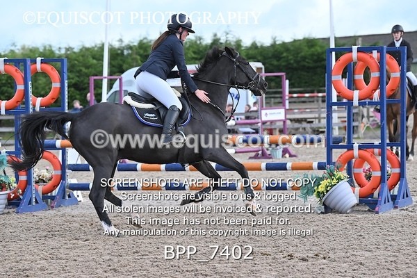 BPP_7402 - CLASS 3 Senior BritiNovice/ 90cm Open