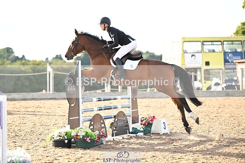 240913A-174550-05470 - Cls 19 Snr 1m Open Speed Derby