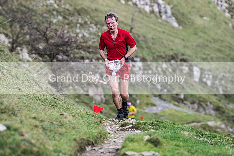 Litton-300 - Litton Christmas Cracker Fell Race (Limestone Series) Sunday 14th December 2025