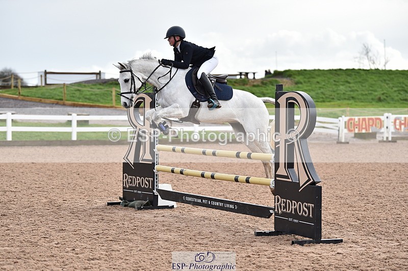 231203A-113732-00921 - Cls 4 Newcomers & 1m Open