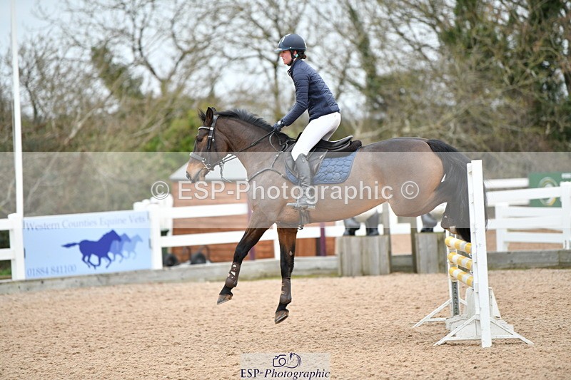 240112A-094729-00177 - Cls 2, British Novice and 90cm Open