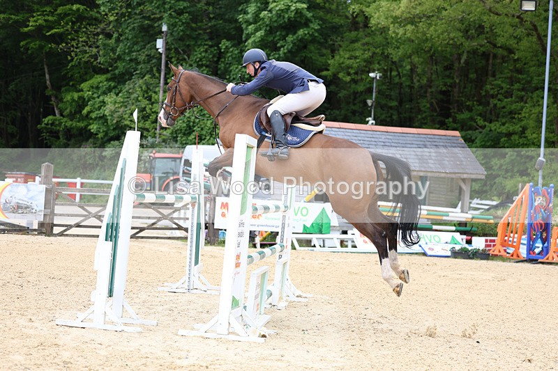 3E7A9545 - Class 9: Senior Foxhunter/1.20 open