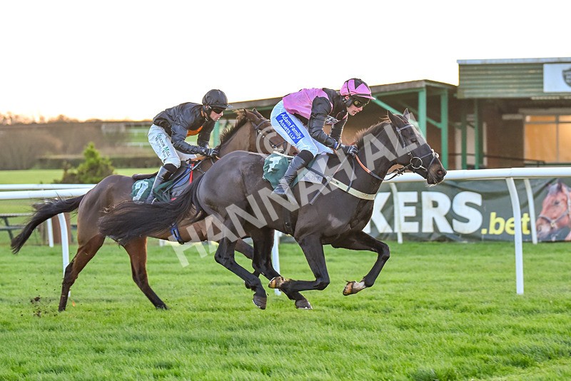 241123-Race 7-Defence Witness-7775 - Race 7