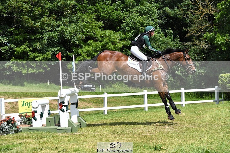 230528-140048-17810 - 469-WELLFIELDS_LINCOLN-Susie_Berry-XC