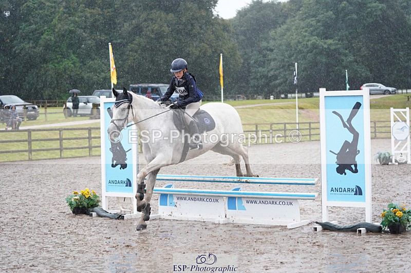 240824X-082414-20178 - 70cm Round 1 8.30 to 9.30