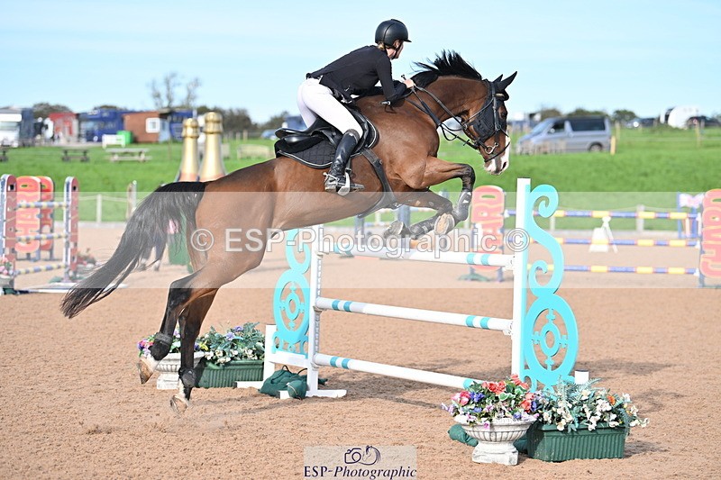 231015A-153017-09051 - Cls 32 National 1.30 & 1.40m Open