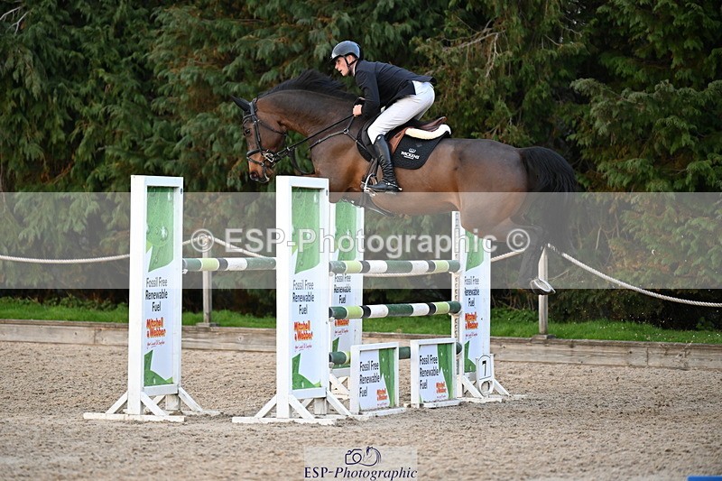 250322A-174335-03842 - Cls 14 Snr Fox & 1.20m Open