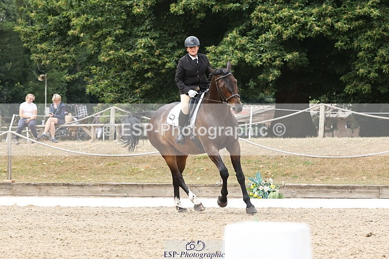 250718A-120617-01043 - 084-Charlotte.Wrey-MGH.Royale