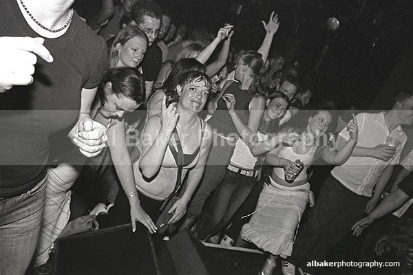 35 - Friends-&-Family @ the-roadhouse 28.06.03