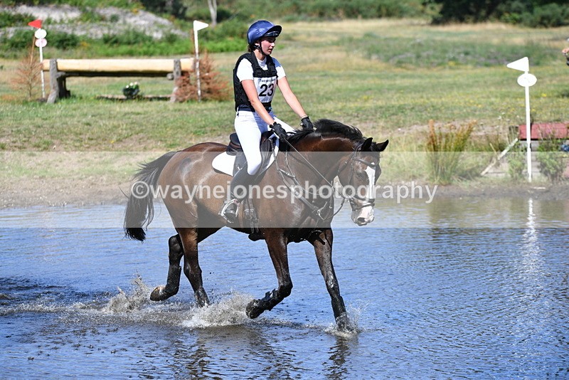 WJ5_2255 - XC Time 10:54 to 11:14