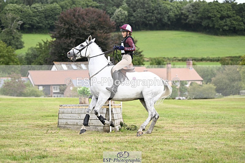 240825X-114949-32624 - 70cm XC 11.00 to 12.00