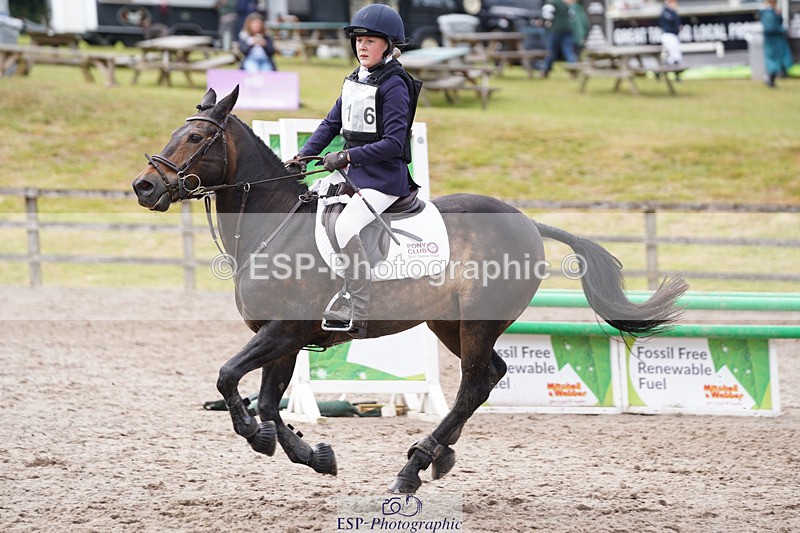 240824X-123118-24112 - 80cm Round 1 12.00 to 13.00