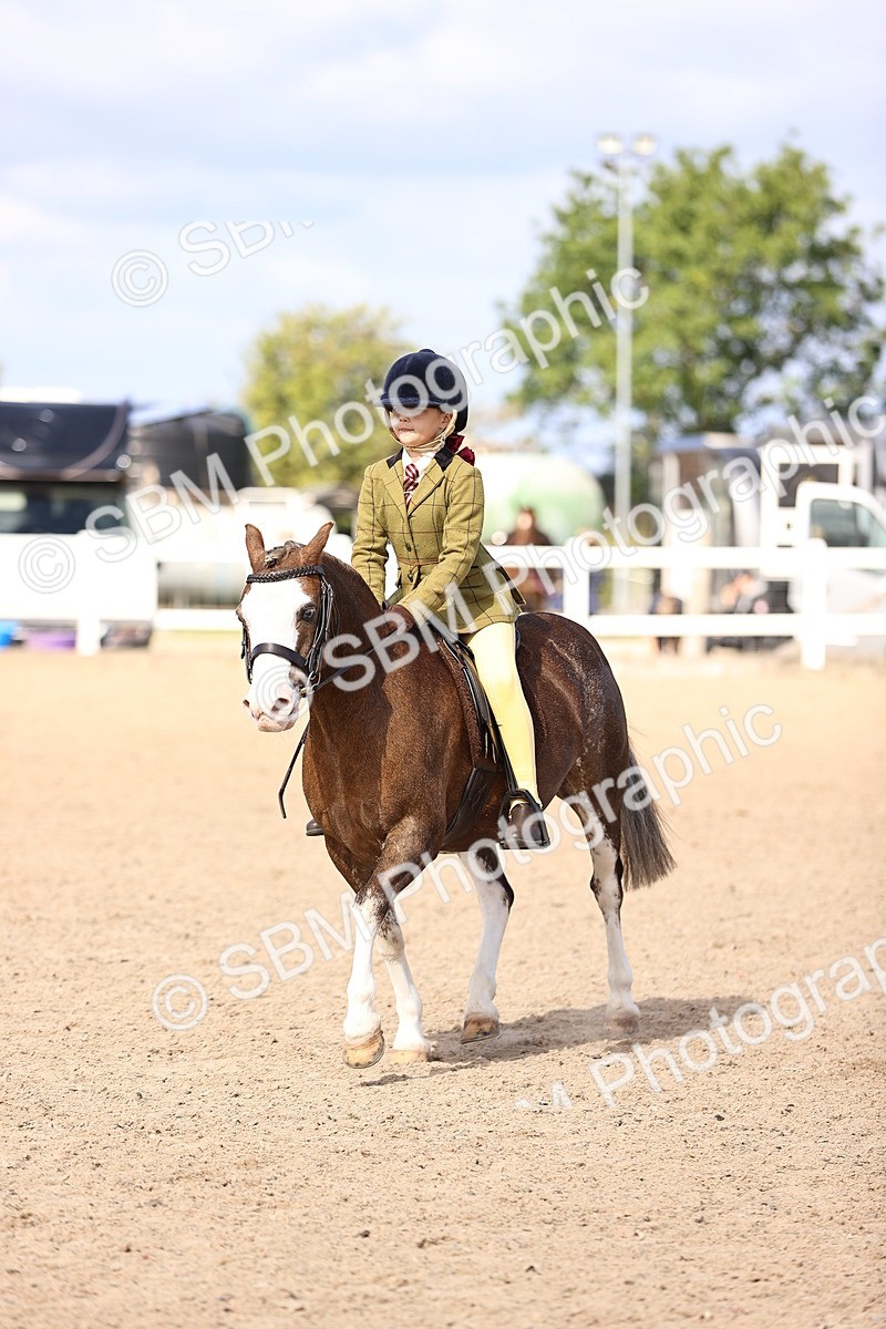 SBM_11600 - Class 408 - Grassroots Ridden - Walk & Trot