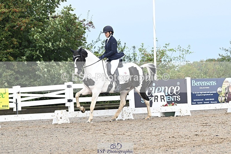 250907-111925-06610 - 077-Sarah.WallDerryroane.Lad