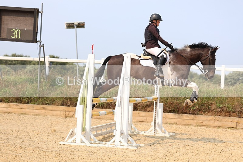 3E7A1323 - Class 4: Senior British Novice/90cm open