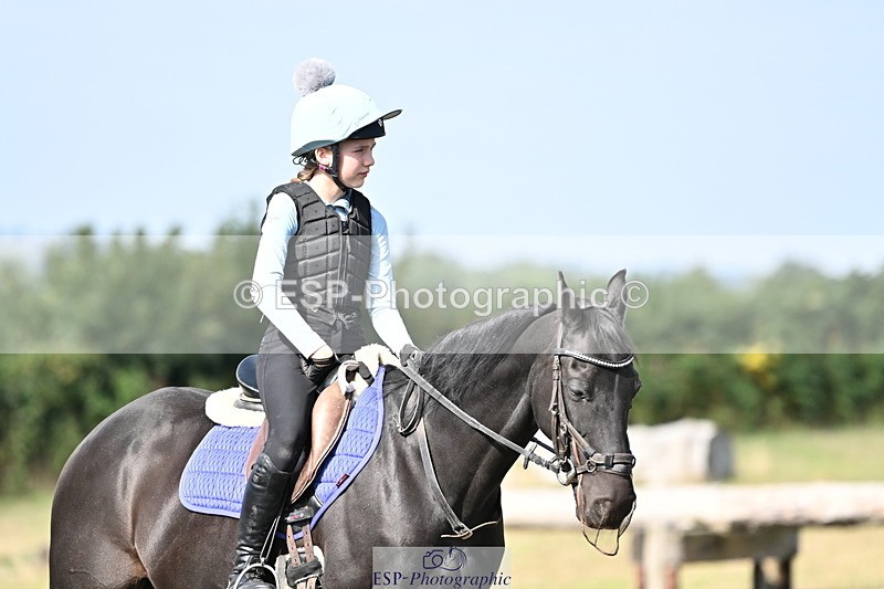 250821B-103154-00139 - Group B - Danielle