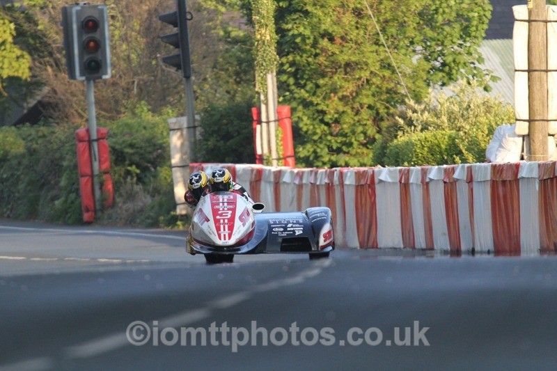 IMG_5649 - Thursday Practice - TT 2013 Side Car