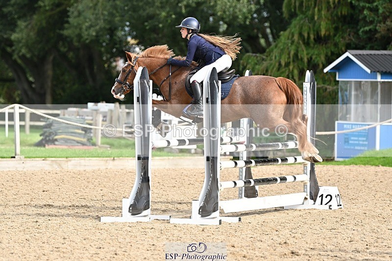 230930-114957-00406 - Cls 4 Pony Newcomers & 1m Open