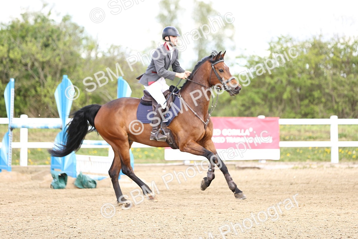 SBM_004030 - Class 17 - Senior Newcomers - 1.10m