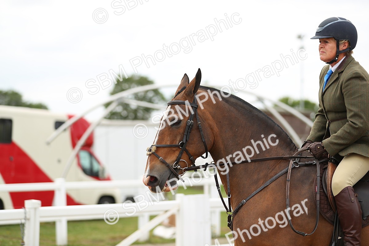 SBM_05544 - Class 48a Style & Performance 70cm (15-19)