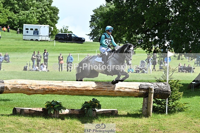 240526-121642-21900 - 529-SBH_BIG_WALL-Izzy_Taylor