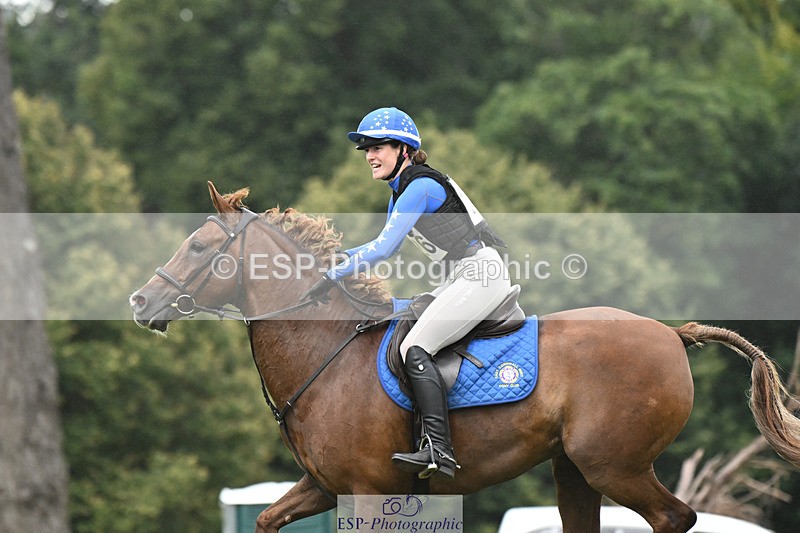 240825X-164916-37365 - 80cm XC 16.30 to 17.30