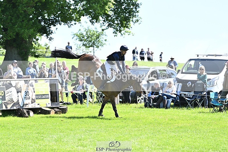 240525-105034-12077 - 320-CARPO_VIVENDI-Jack_Pinkney