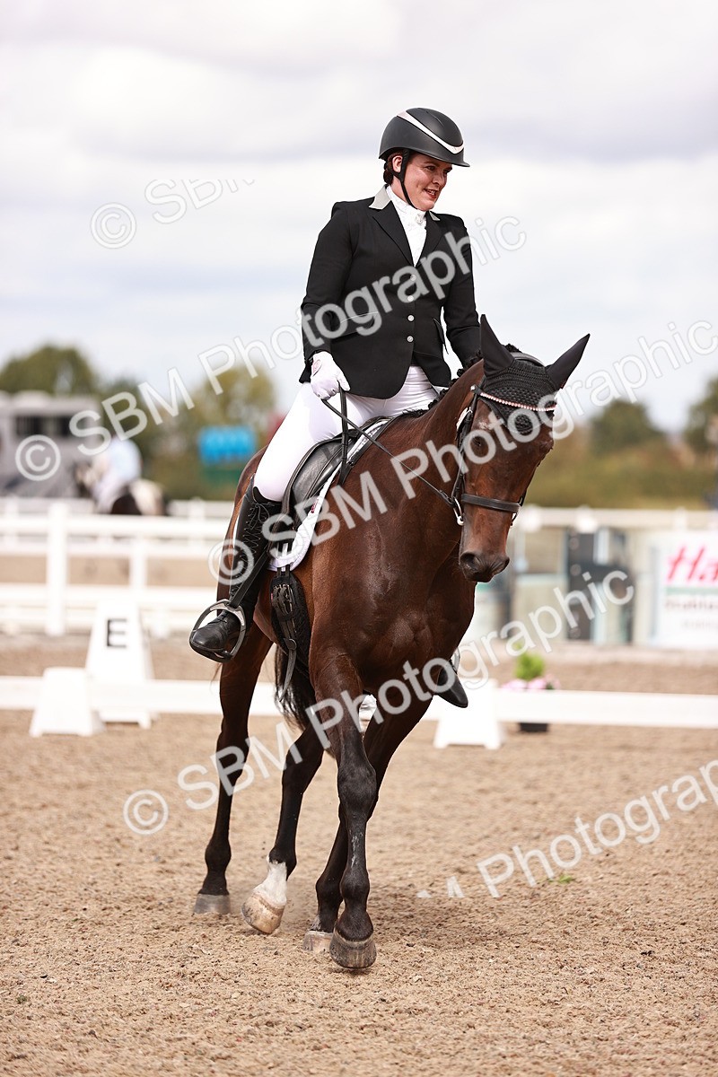 SBM_06265 - Class 37 - Novice 5