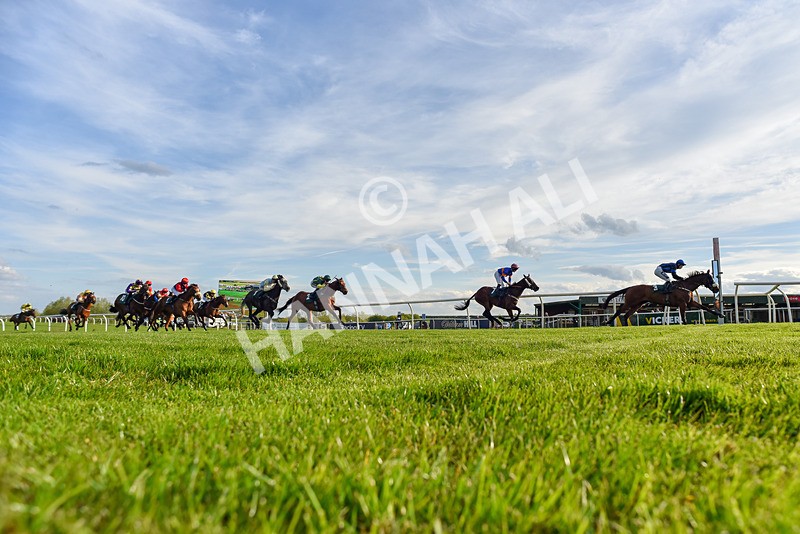 300424-Race 3-Ney-4149 - Race 3