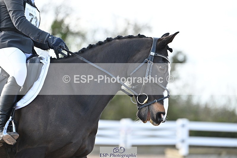 240324A-160235-04716 - Novice 28, 15.33 to 16.15