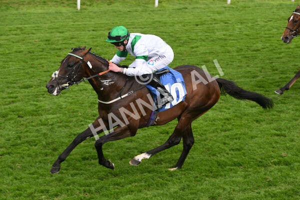 yr22052022r4-21 - Race 4: 5:05pm Sky Bet Sunday Mile