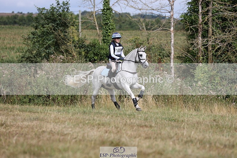 250802A-104938-00990 - C-109-Alice.Hargreaves-MOONSHINE.MELODY