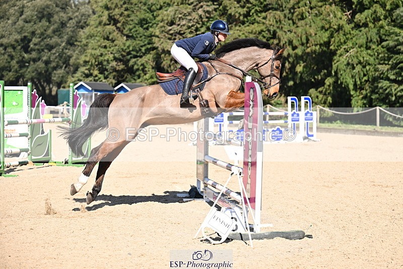 260321A-134802-00843 - 5 Newcomers 1m 10